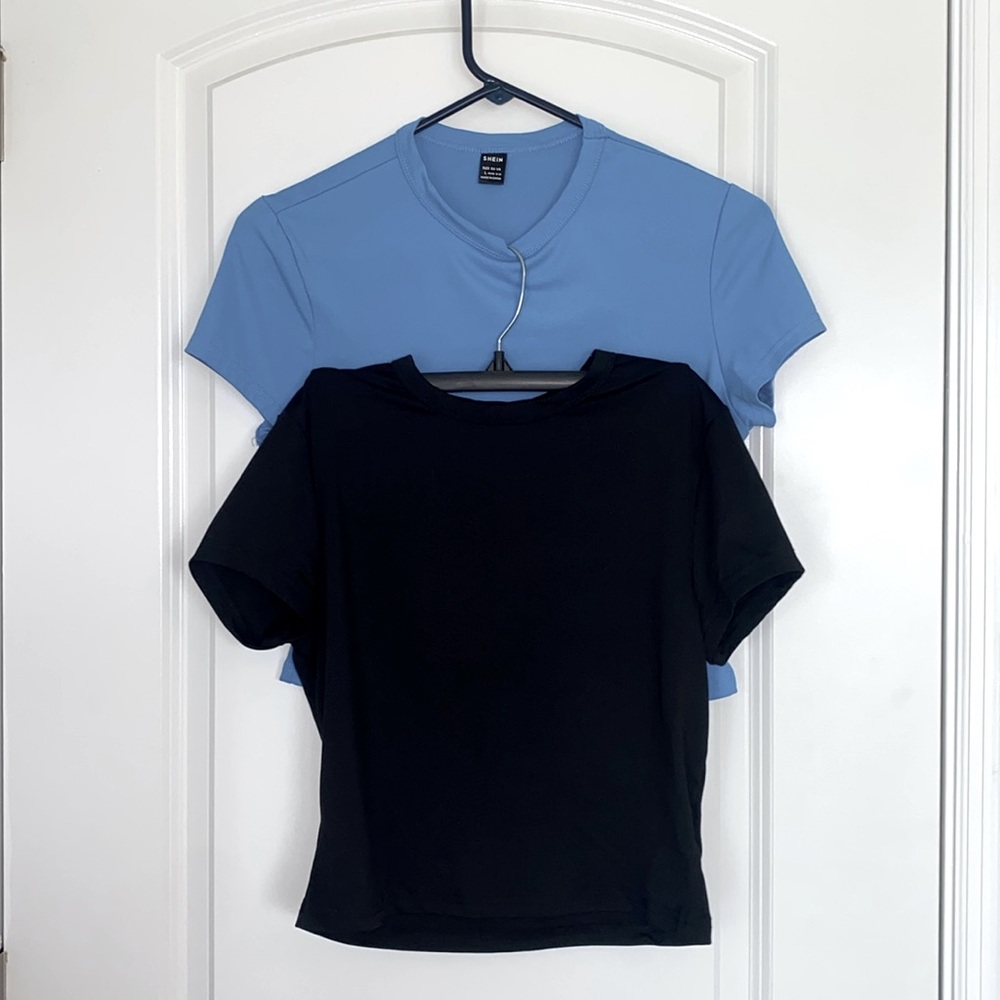 2 Pack SHEIN Large Crop Tops (Solid Baby Blue and Solid Black)